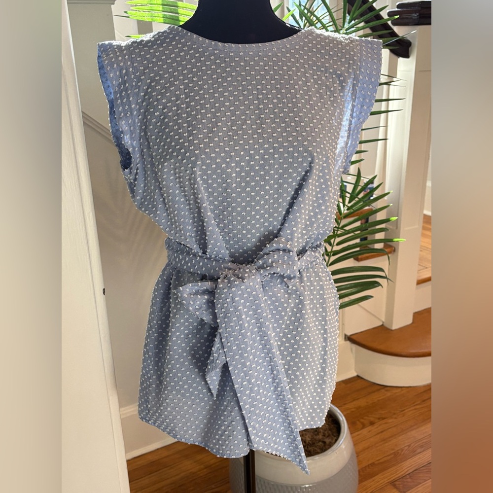 NEW w TAGS LOFT, Blue white Swiss Dot Flutter Sleeve Belted Top, Medium NWT